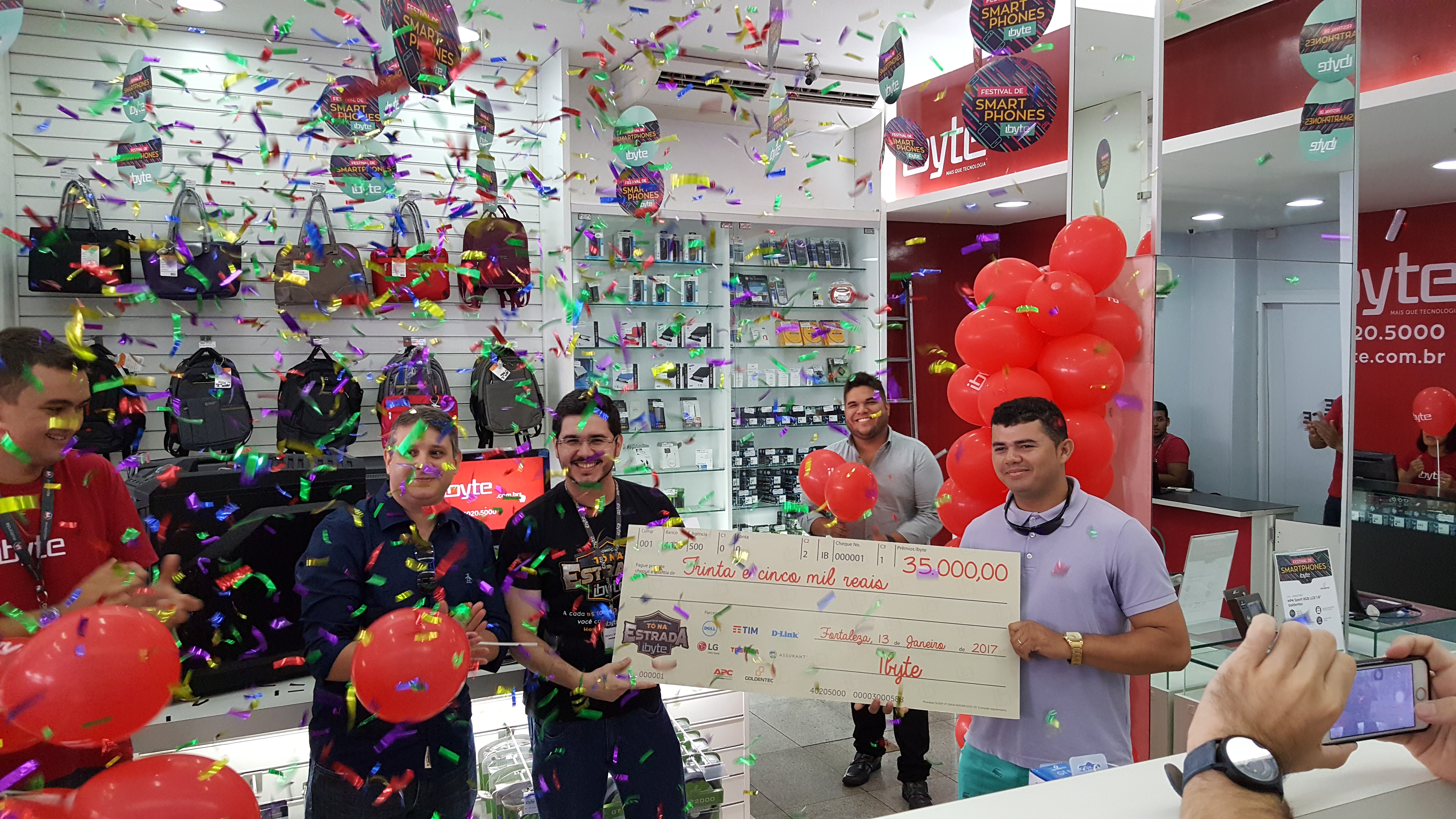 Premiação da campanha Tô na Estrada com a Ibyte.